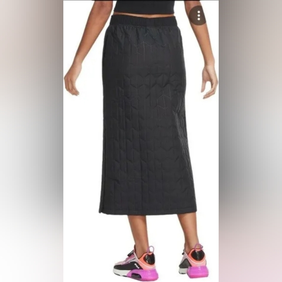 Nike Women's Sportswear Quilted Long Skirt medium. New with tags. - Picture 6 of 16
